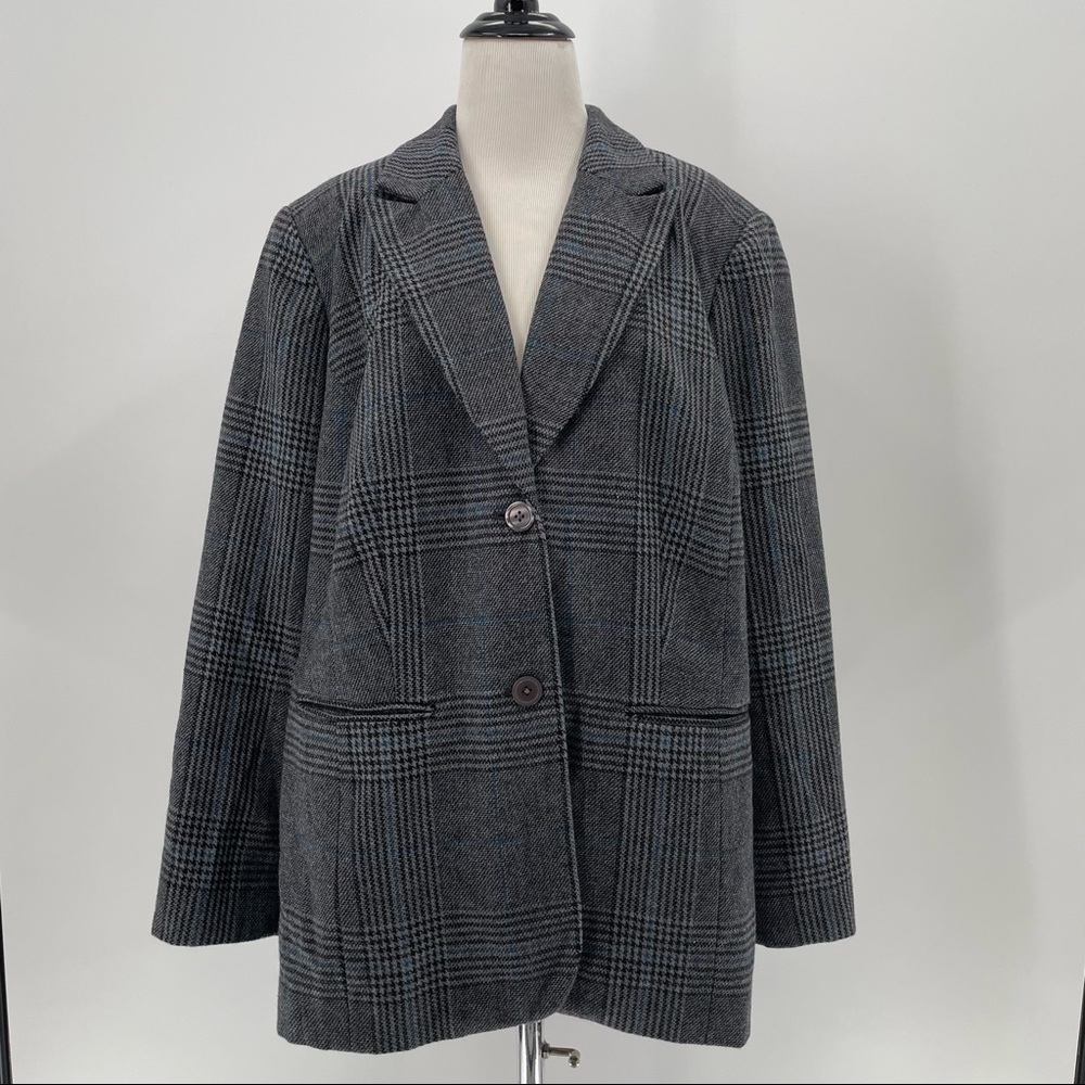 Jessica London Woman’s Blazer